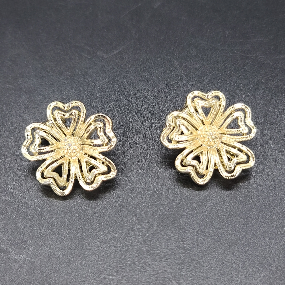 Lisner Gold-tone Open Floral Clip Earrings